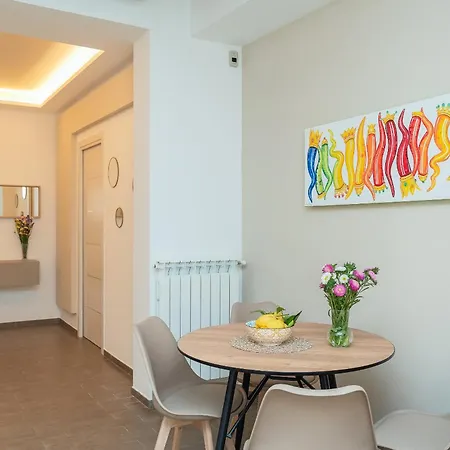 A Casa Di Lu Lu شقة